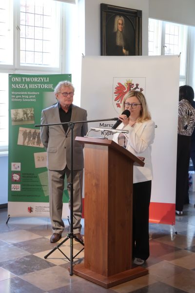 podziękowanie dla laureatów oraz wyróżnionych wygłoszone przez Panią Elizę Kaczmarek, Dyrektor Departamentu Edukacji