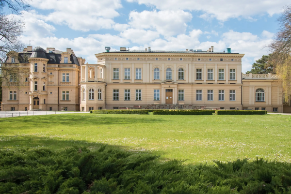 Pałac w Ostromecku