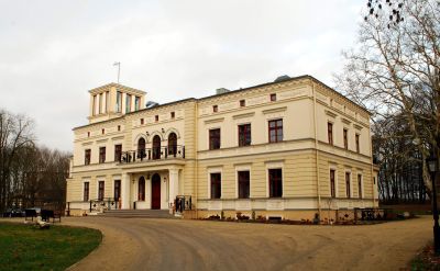 Pałac w Wierzbiczanach